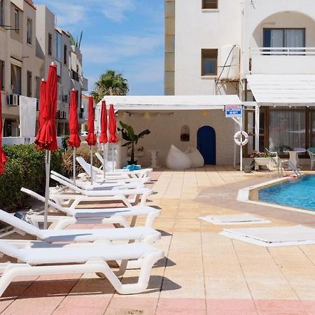 Amore Hotel Apts Paralimni Zewnętrze zdjęcie