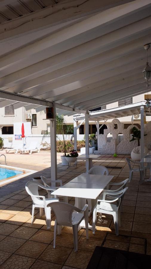 Amore Hotel Apts Paralimni Zewnętrze zdjęcie